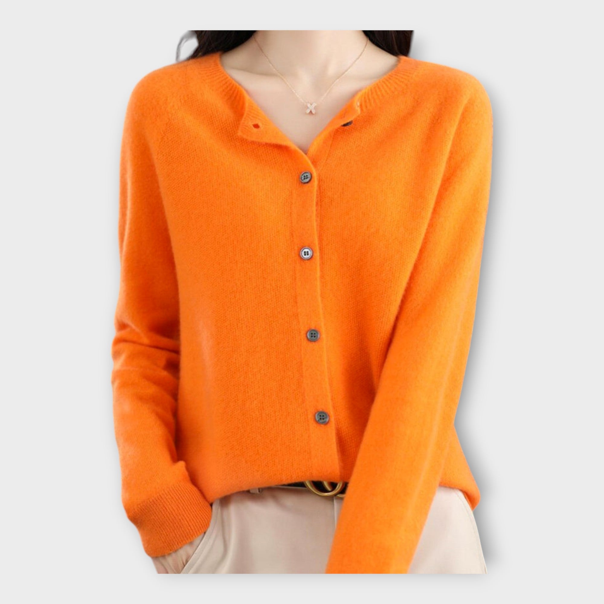 ז'קט אלגנטי עם כפתורים