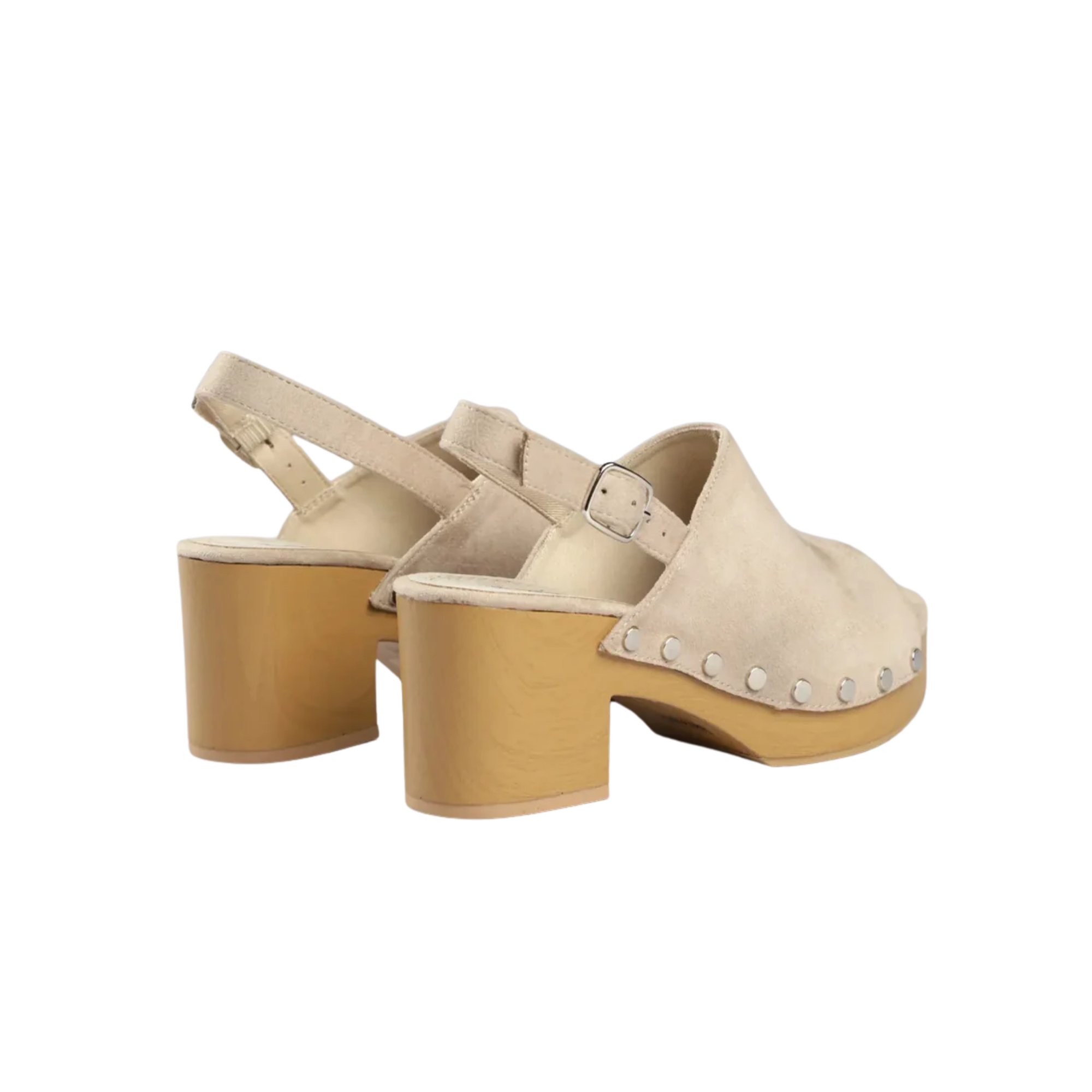 מוריה | סנדלי עקב מעוטרים בניטים