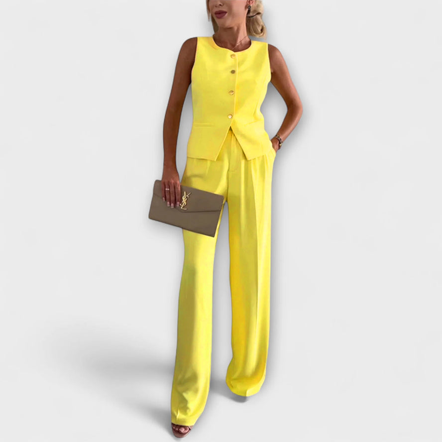 ווילהלמינה - טופ ללא שרוולים ואנסמבל מכנסיים אופנתי