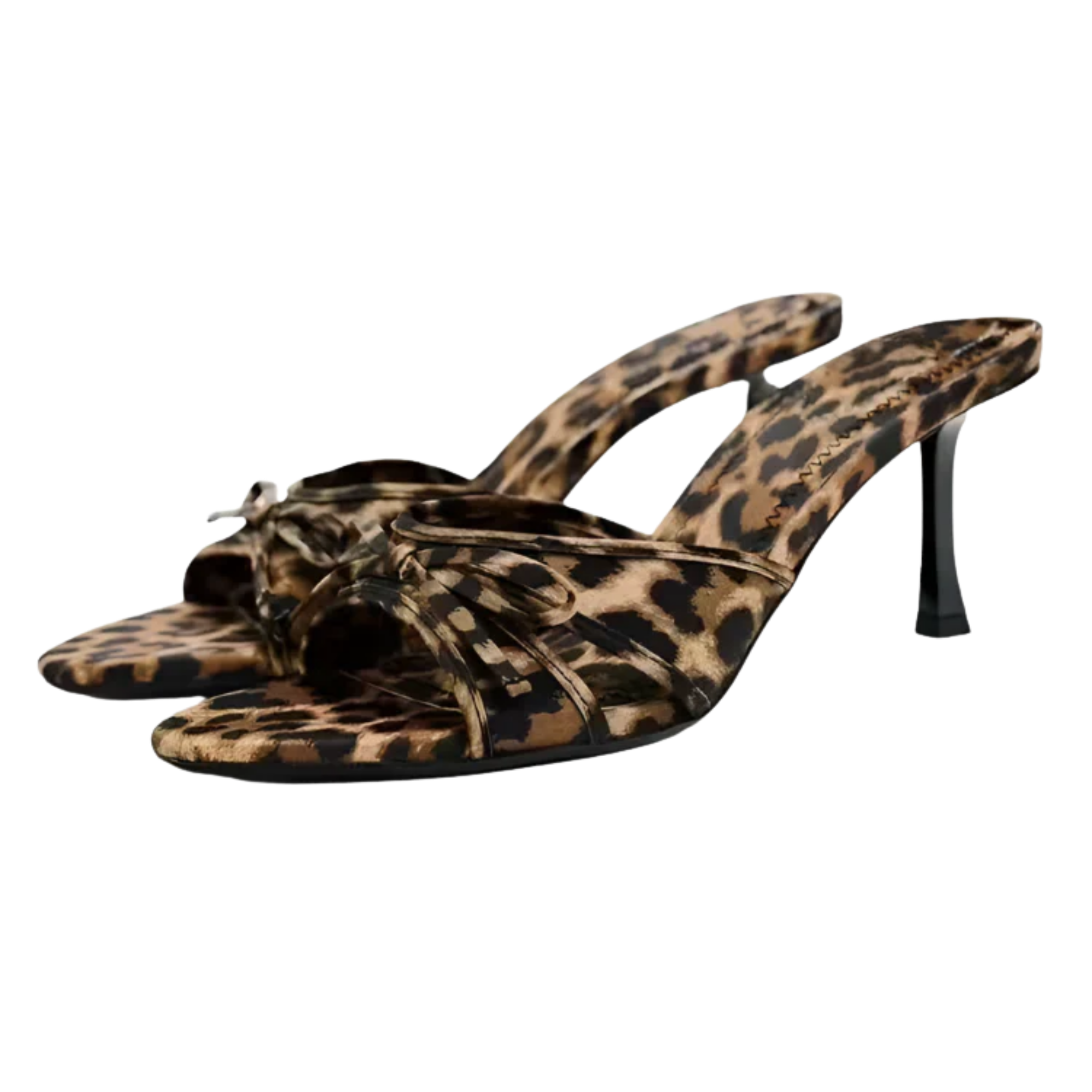 עקב ולור נייטס