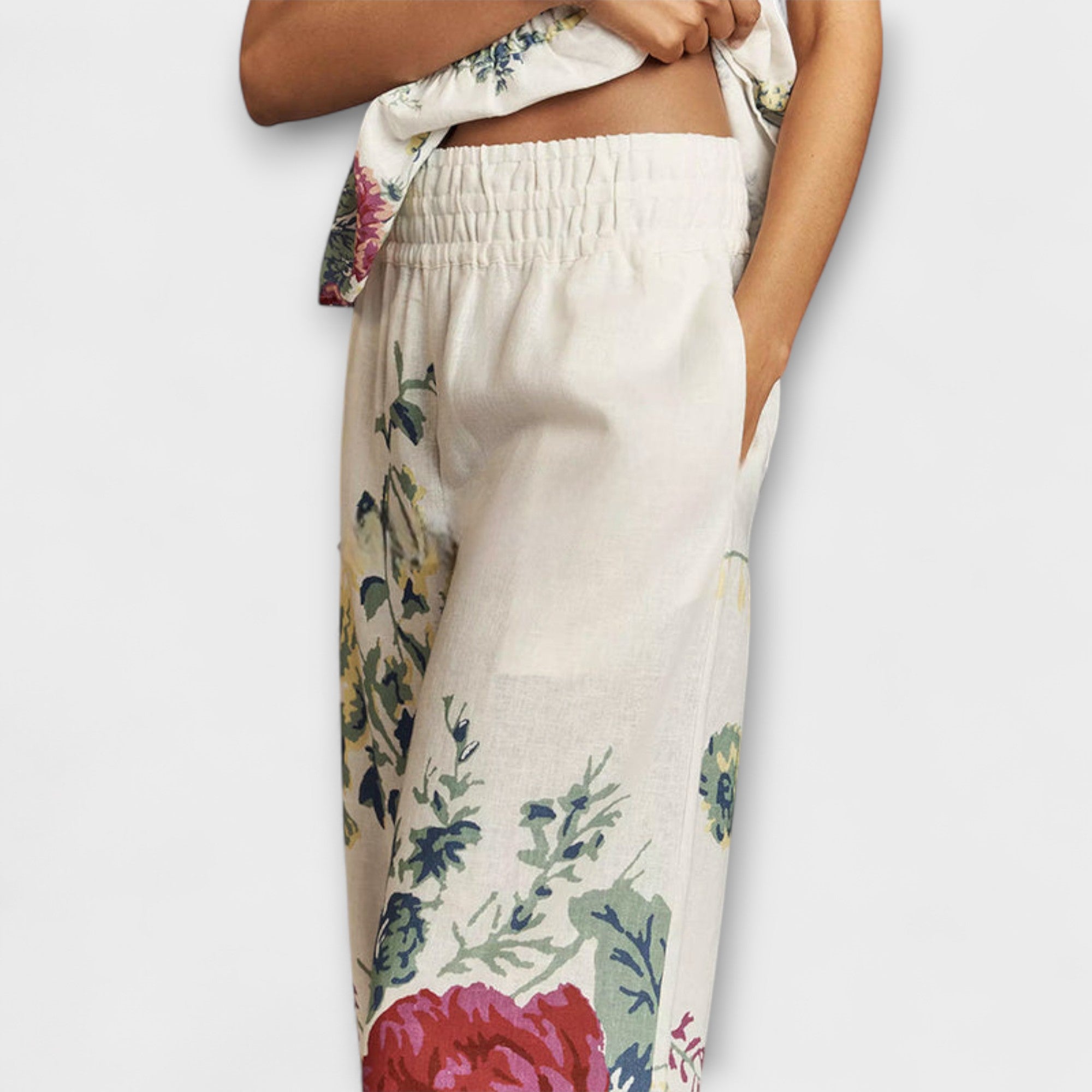 אינדיגו - סט שמלות פרחוניות לקיץ