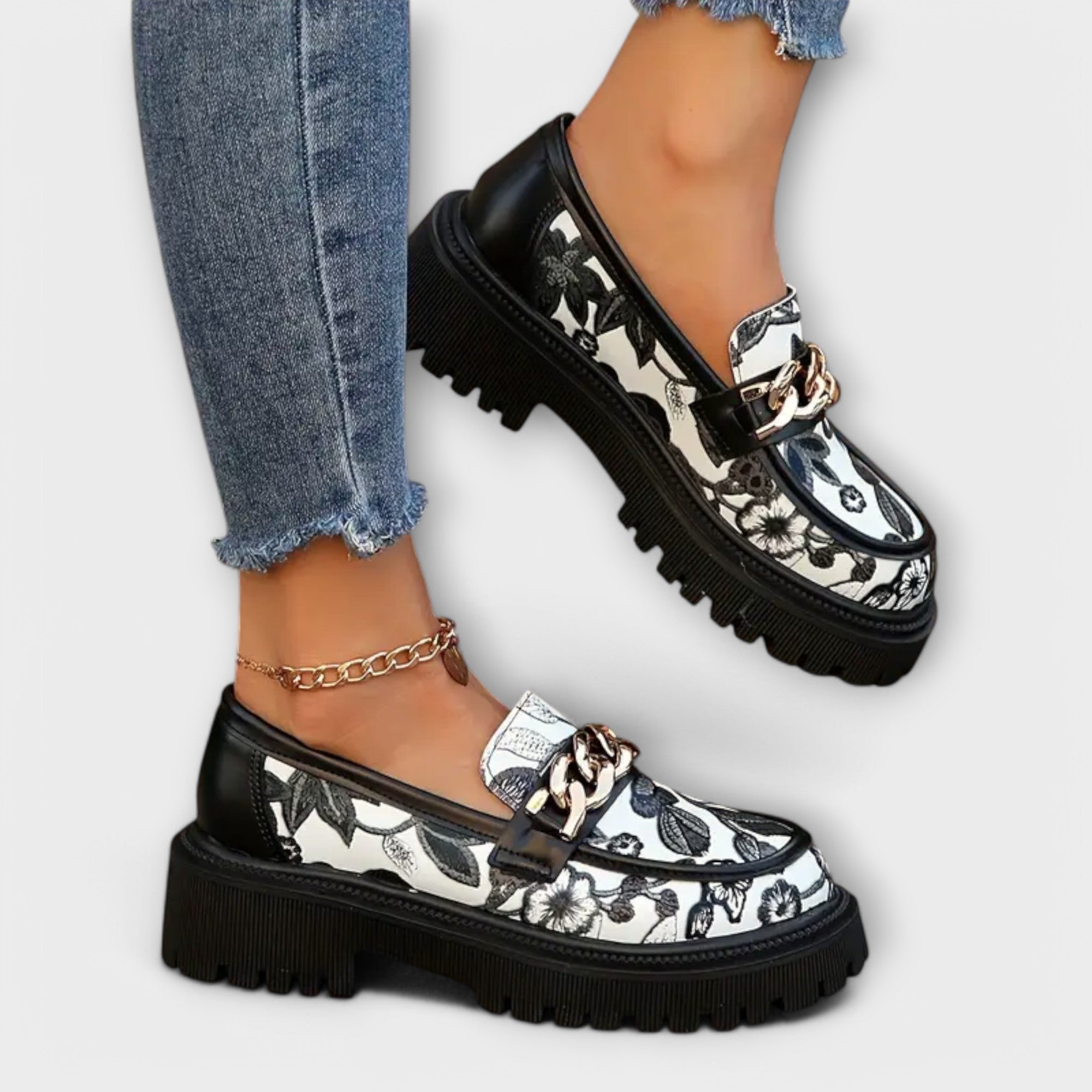 סנדרה - מוקסינים קלאסיים רטרו עם סגנון