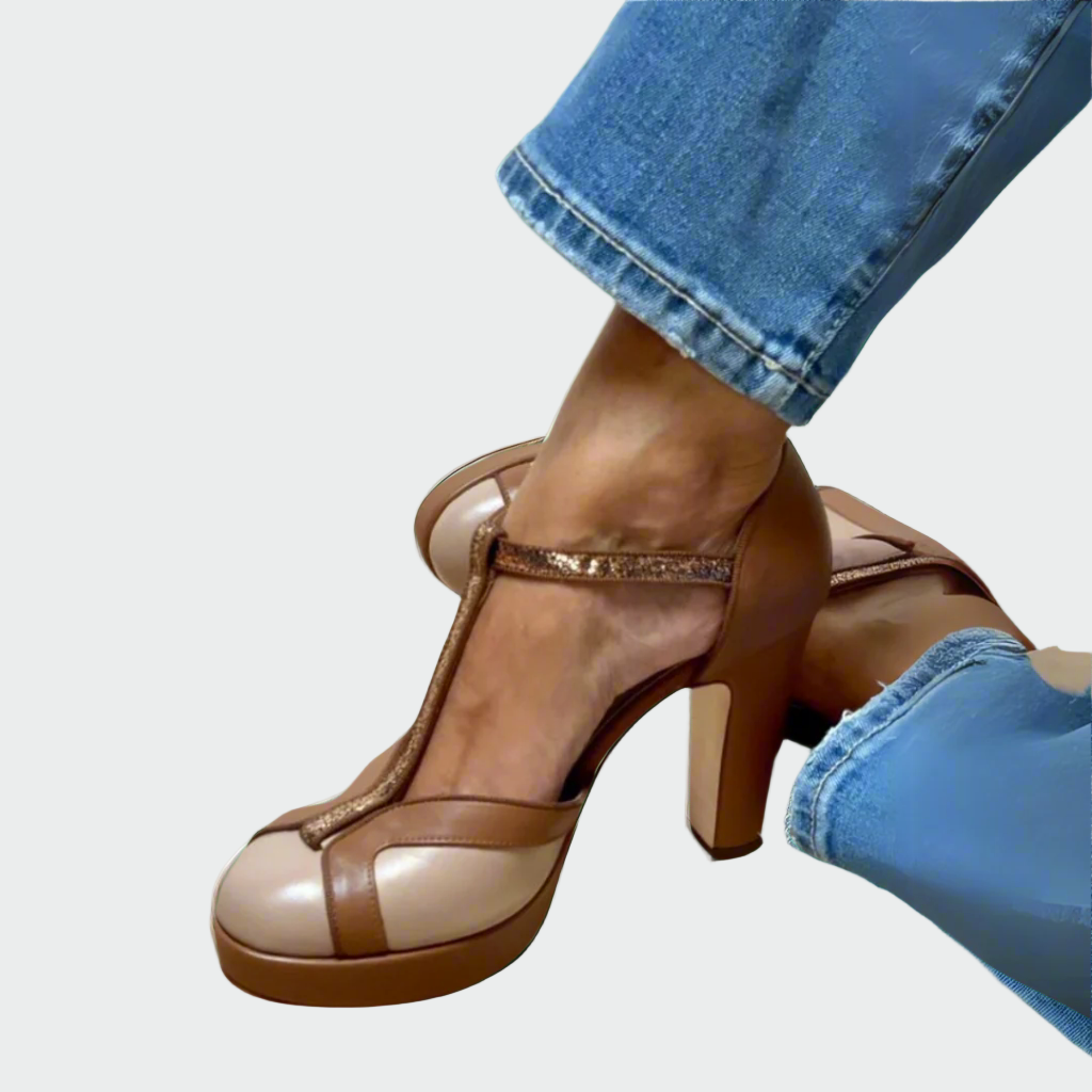 נעלי עקב עם רצועה בצורת T