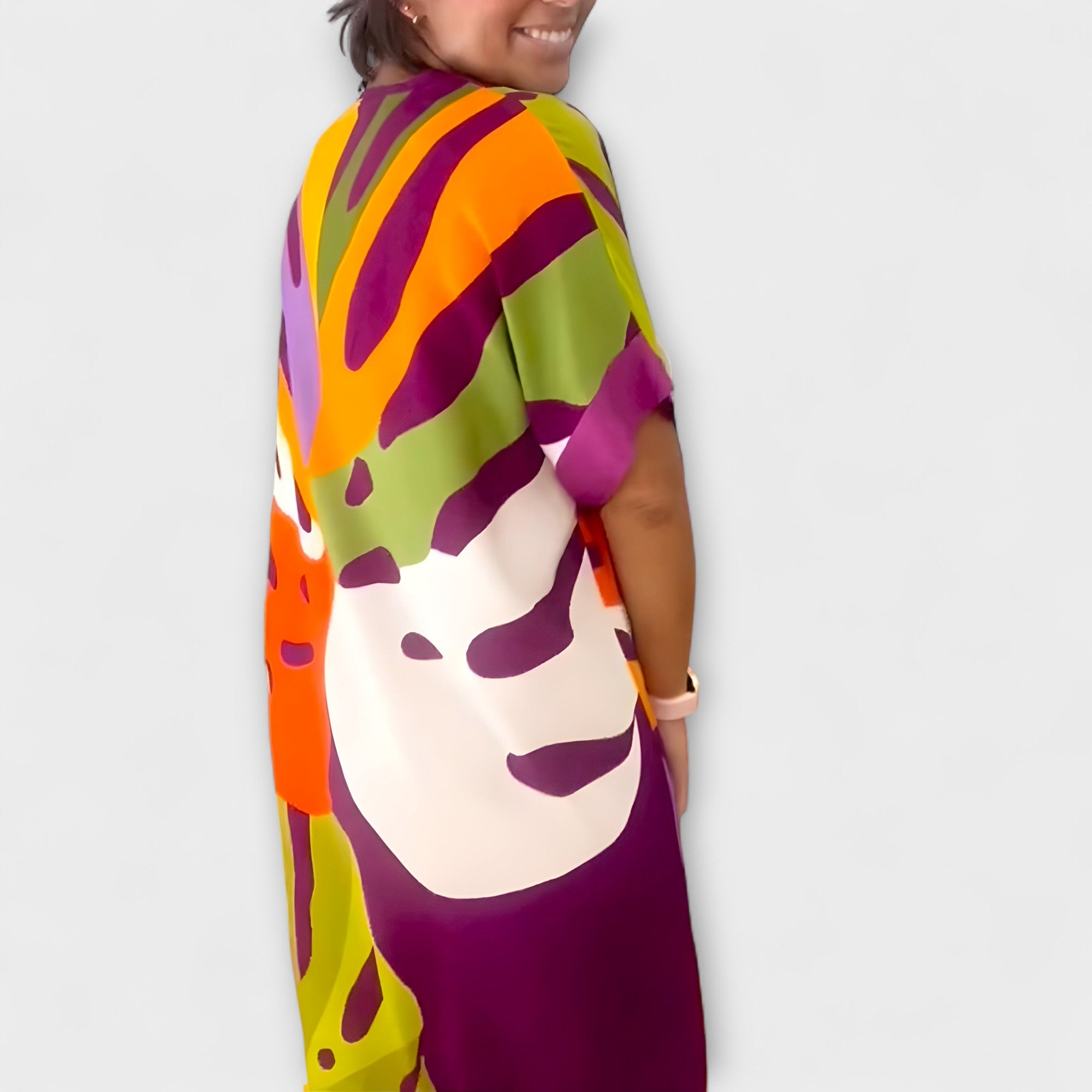 רוֹס - שמלה נינוחה עם הדפס עלים צבעוני