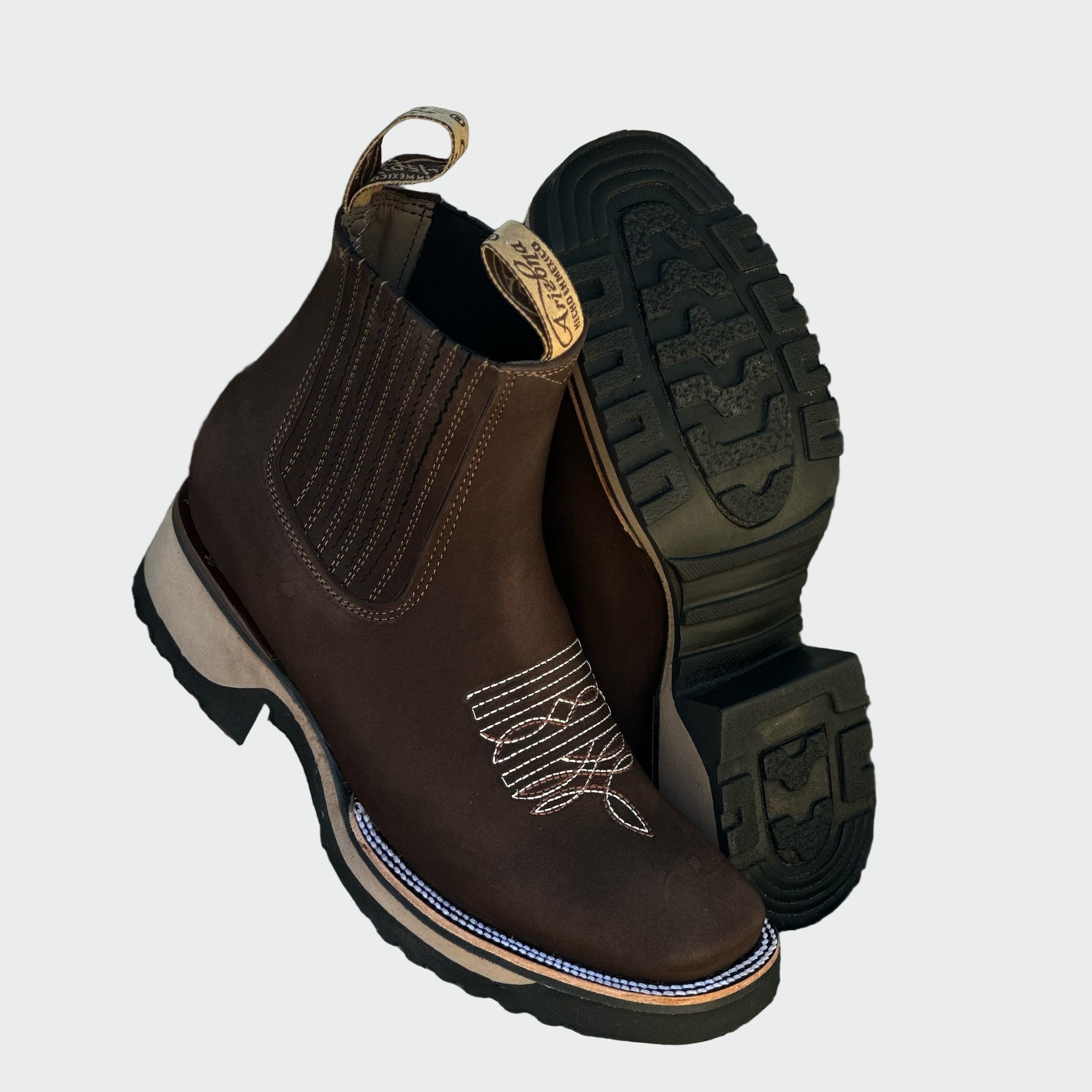 מגפי קאובוי מעור