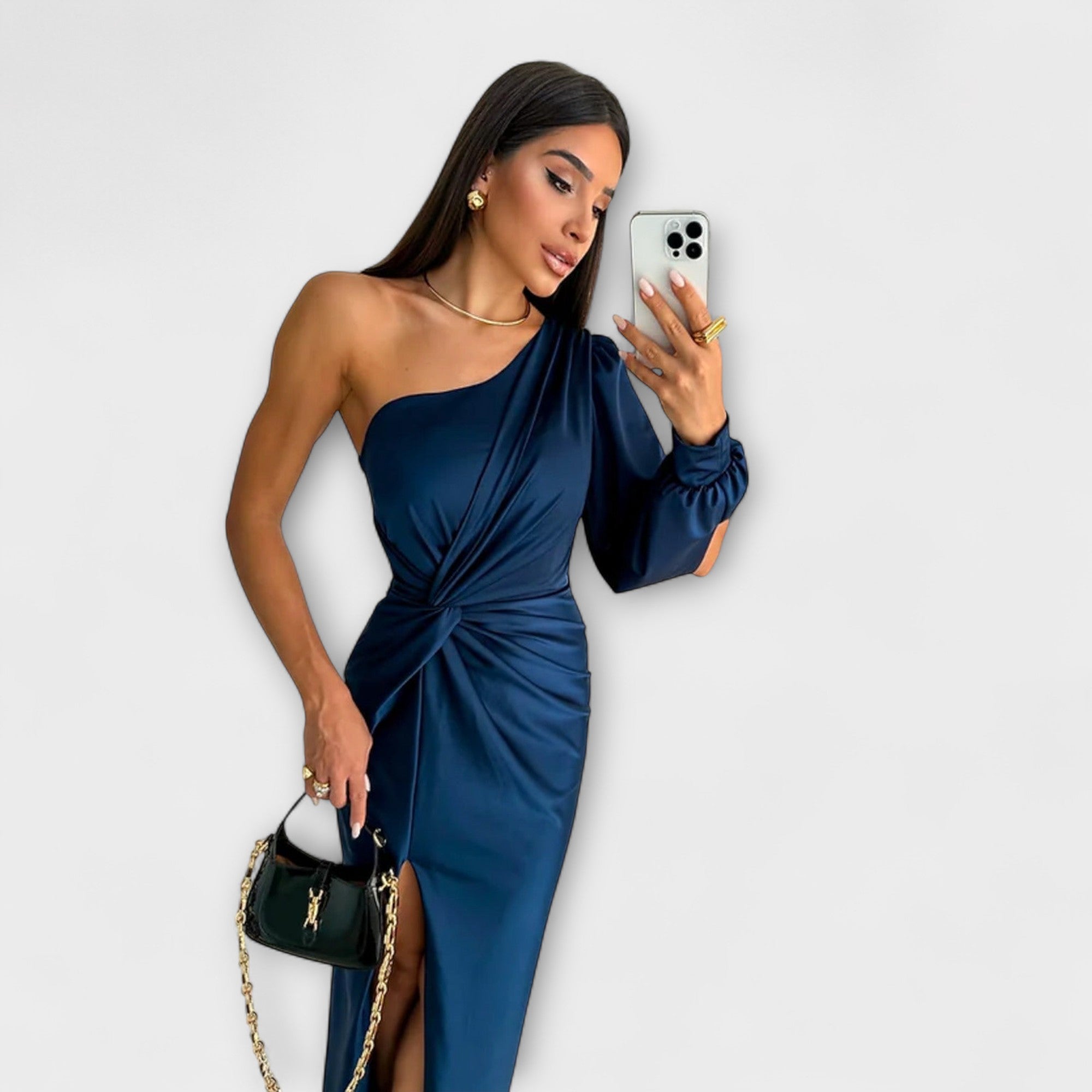 אליסה - שמלה אלגנטית עם עידון