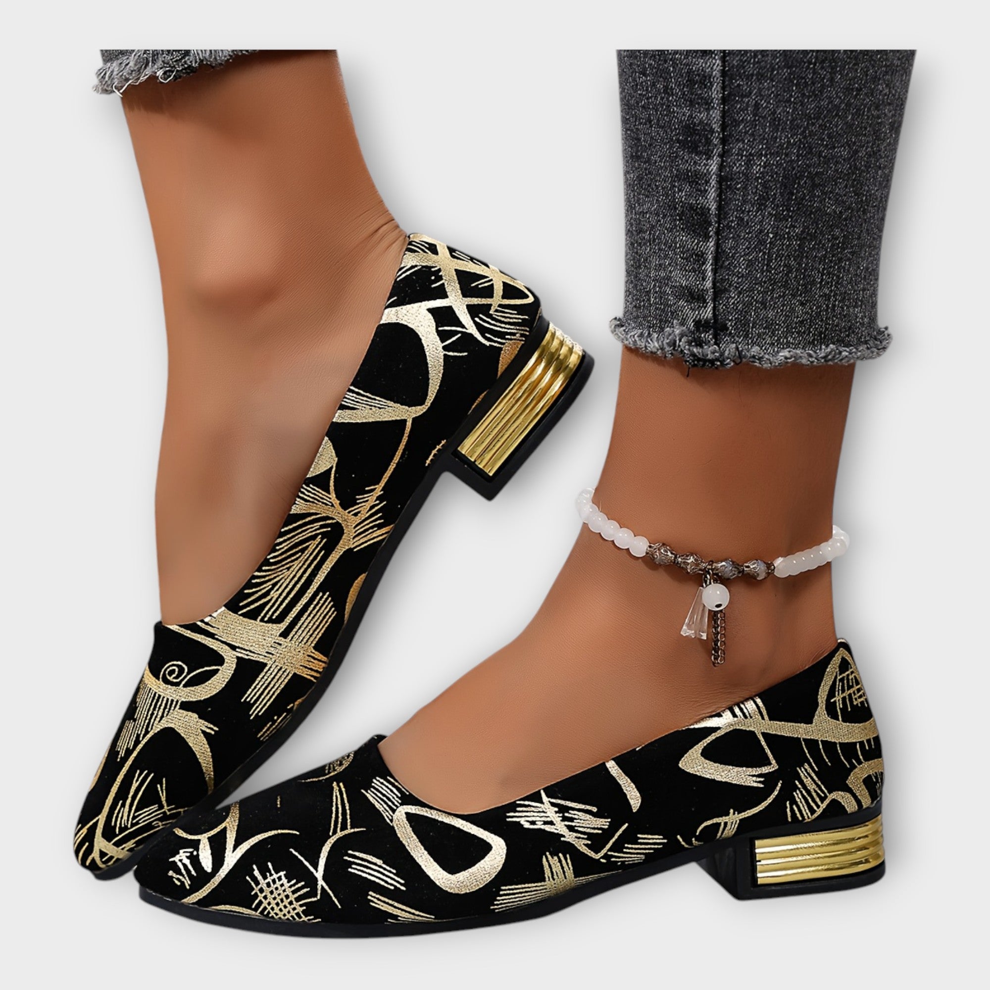 ballerinas אלגנטיות עם פרטים מעודנים