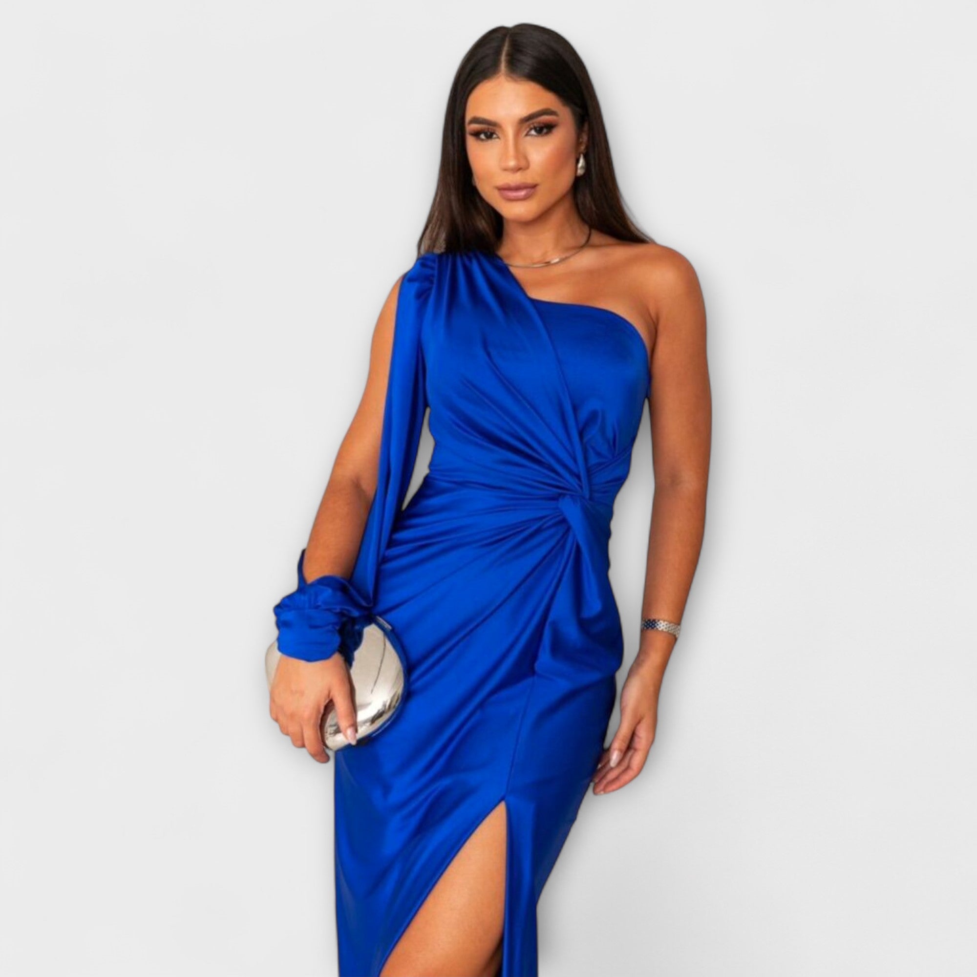 אליסה - שמלה אלגנטית עם עידון