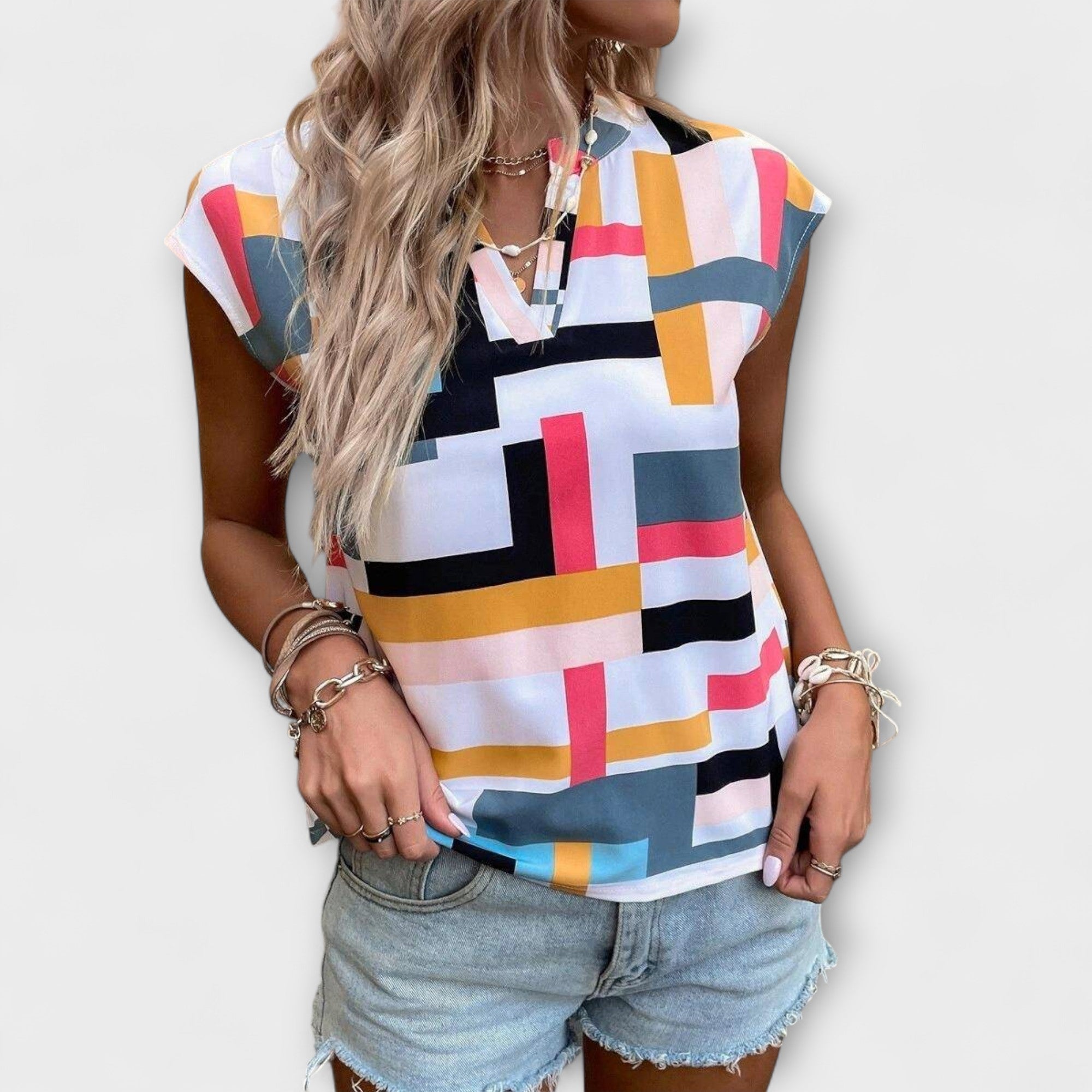 קלואי - חולצת בלייזר קצרה