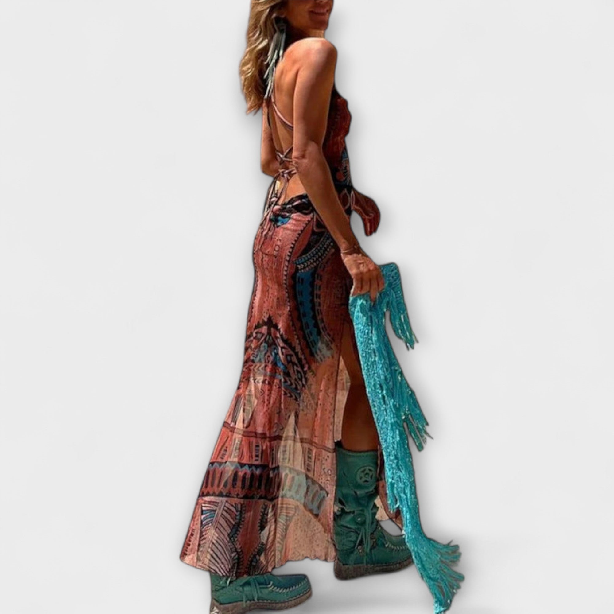 עמלה - שמלת מידי ייחודית עם צווארון קפל