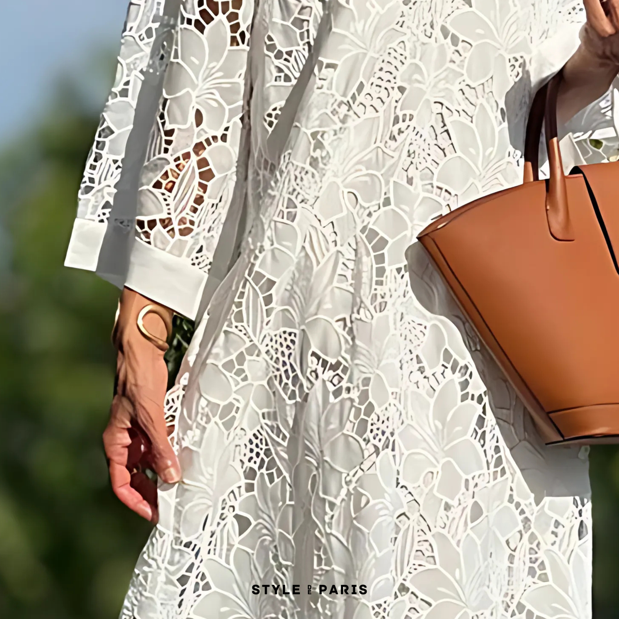 אלינה – שמלה זוהרת