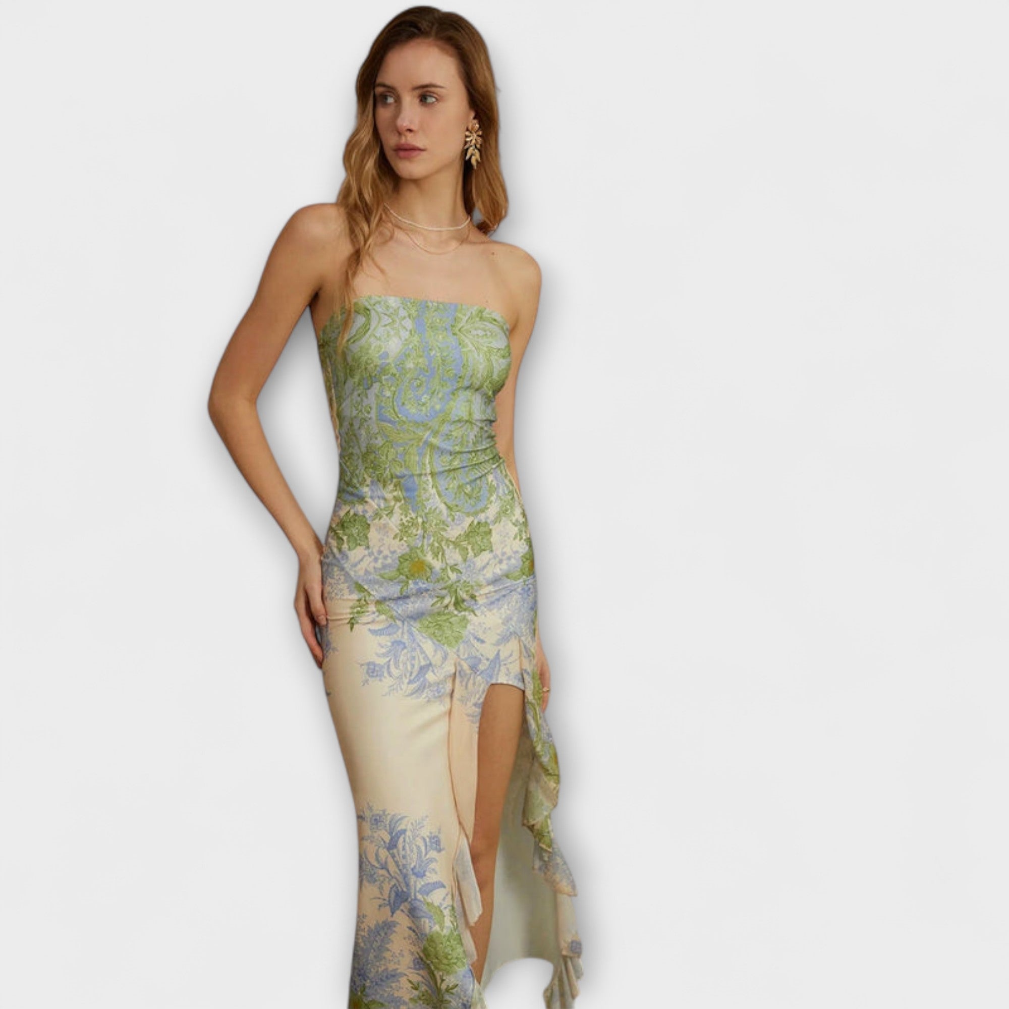 אריה - שמלה של סי & מלח