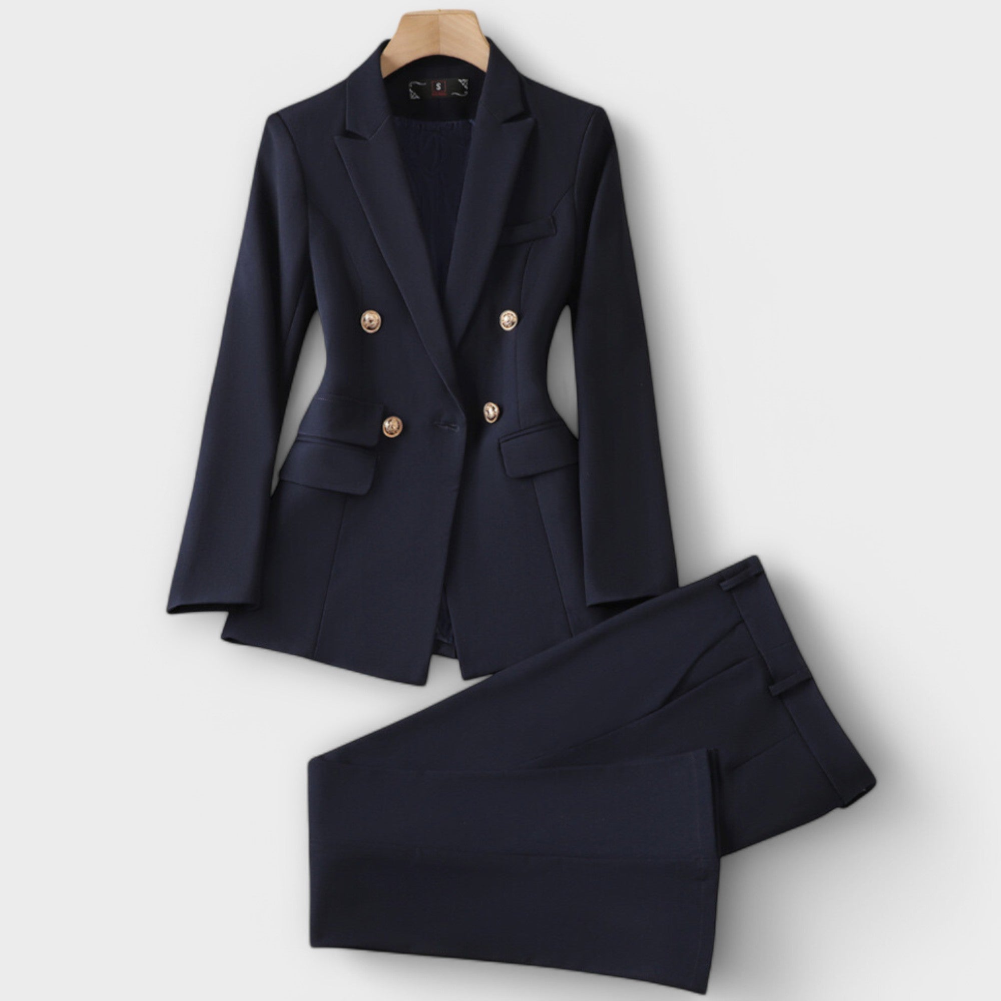 אמה - סט ג'קט ומכנסיים