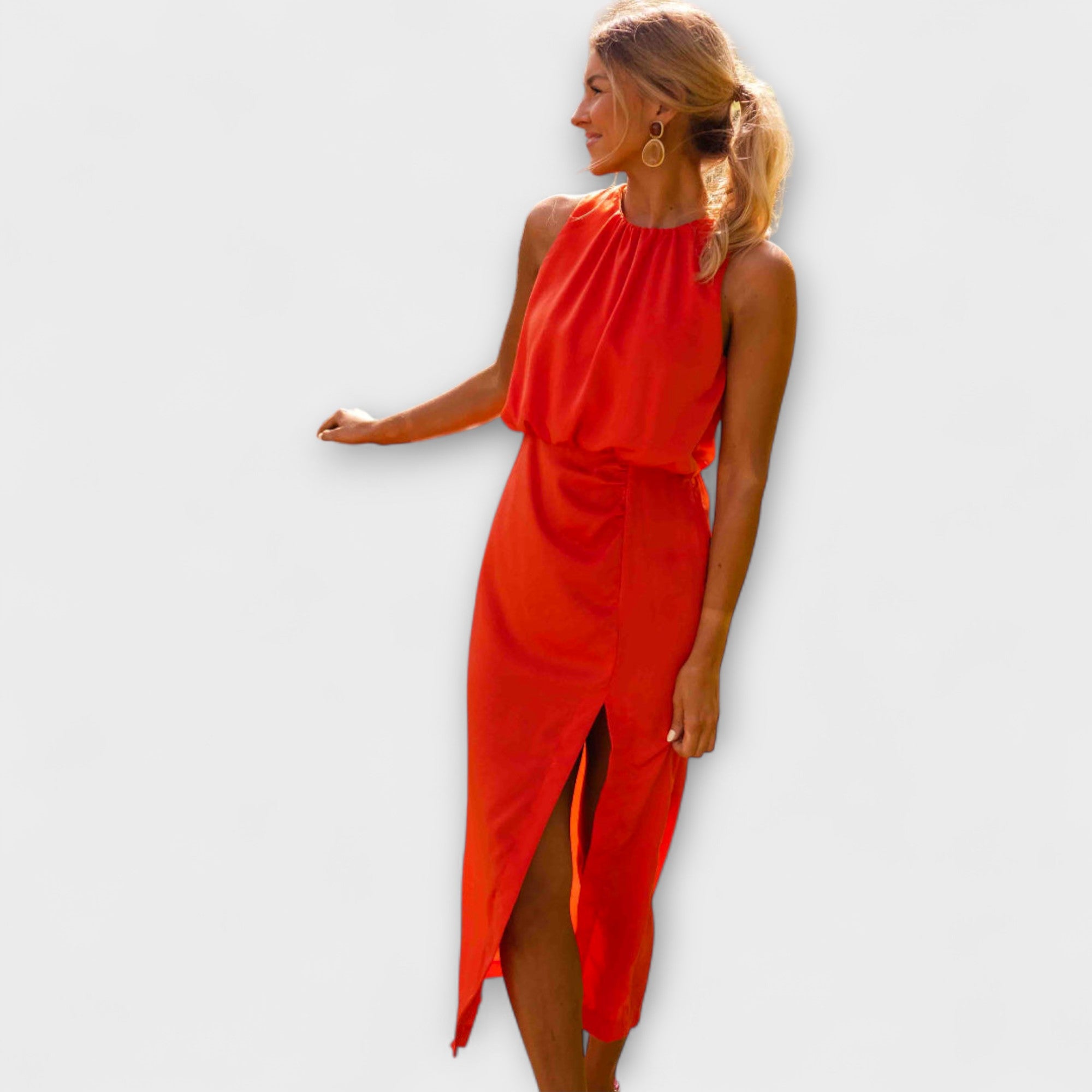 לינה - שמלת מידי אלגנטית