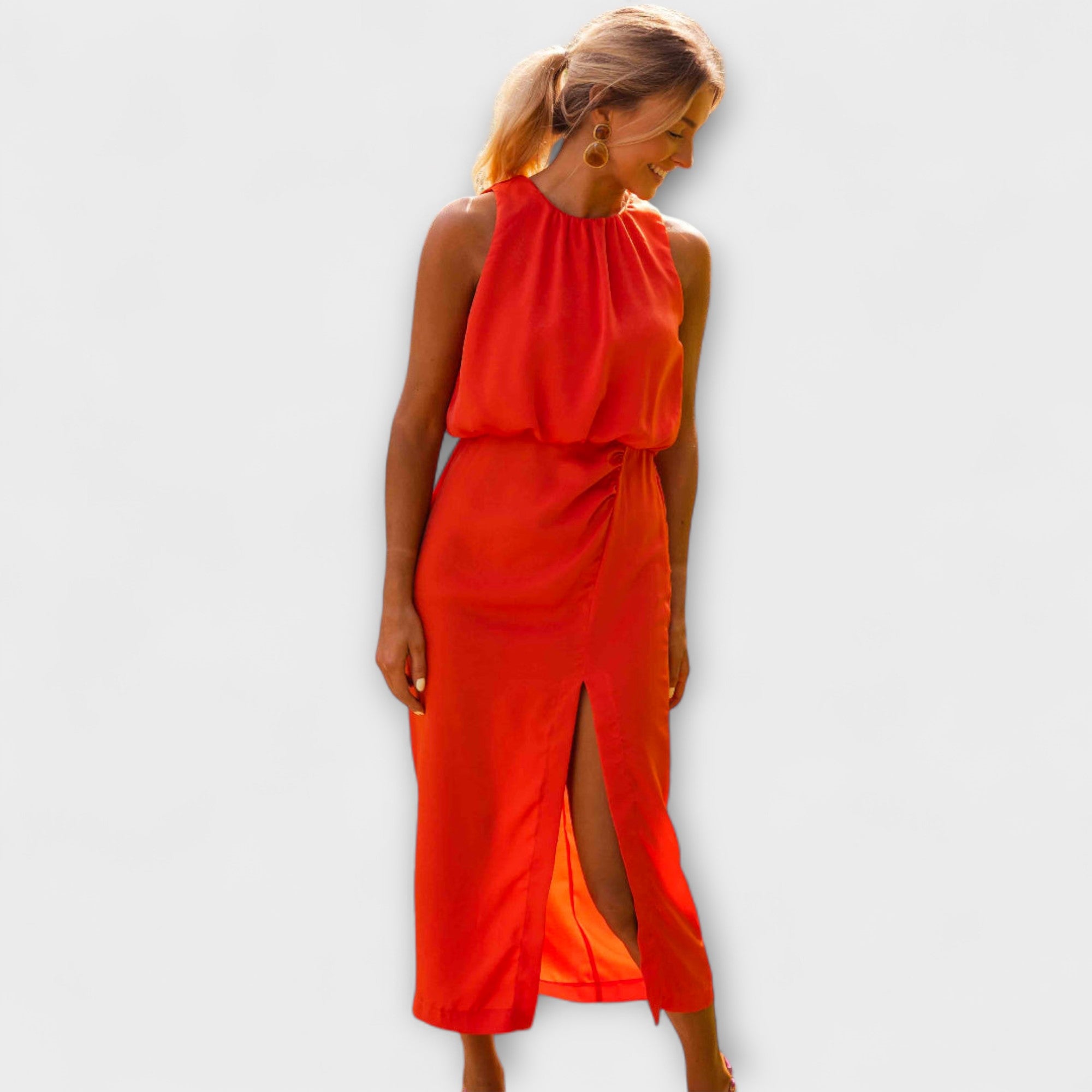 לינה - שמלת מידי אלגנטית