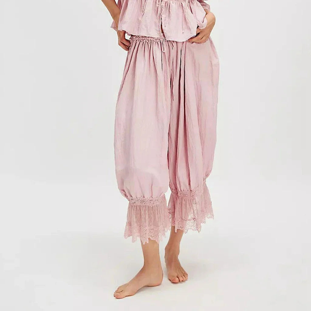 מכנסי בוהו עם תחרה