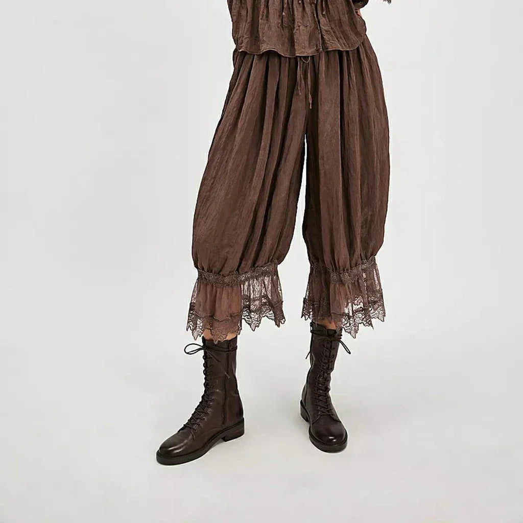 מכנסי בוהו עם תחרה