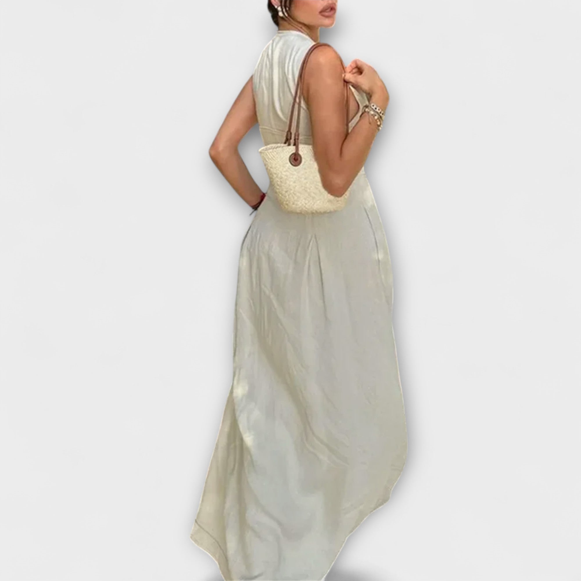 שמלות מיני ללא שרוולים עם פליסה