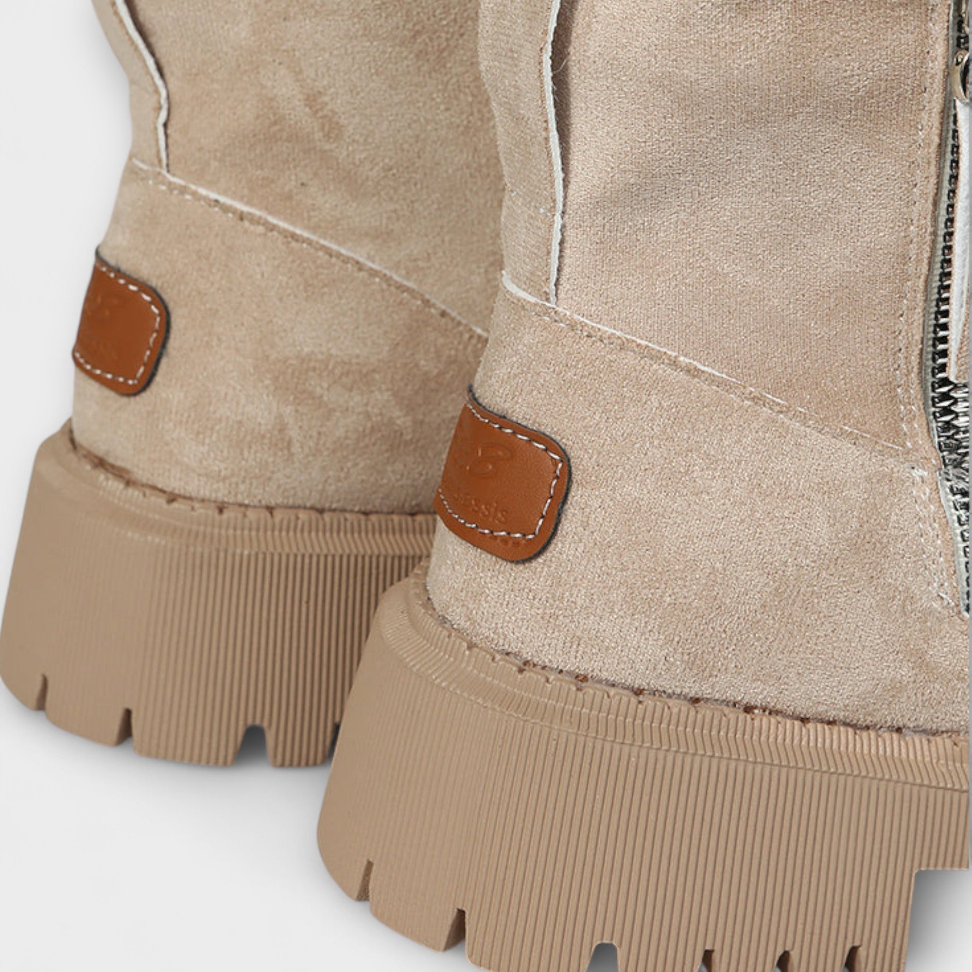 דניאלה – מגפיים יוקרתיים ונוחים