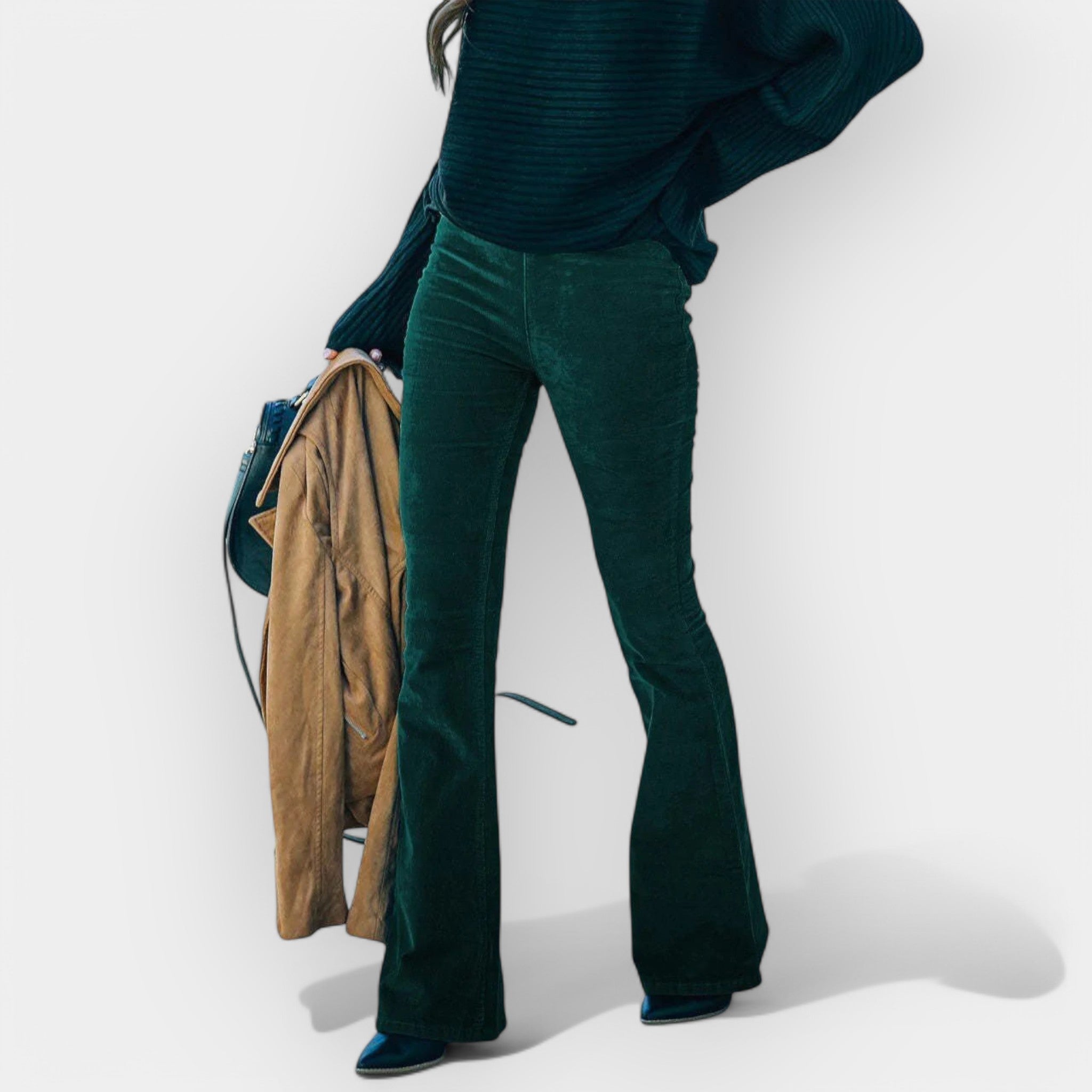 מכנסיים גבוהים עם חצאית רחבה