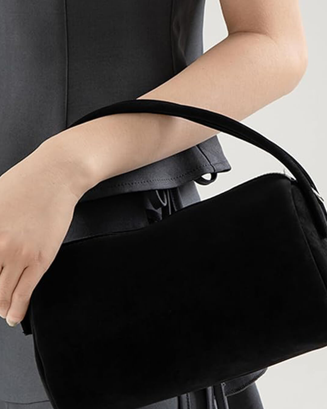 תיק צד אלגנטי מעור זמש - תיק עם רצועה ועם כיסים מרובים לנשים, מושלם לעבודה ולנסיעות