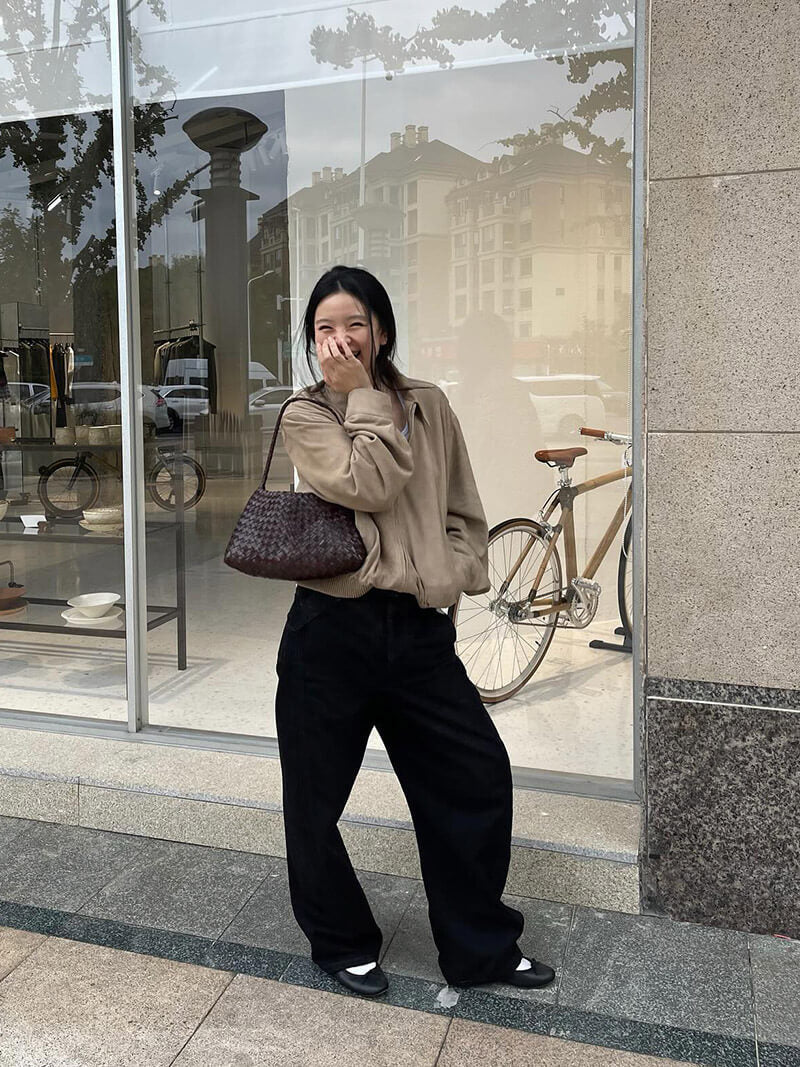 תיק קטן קלוע בעור וגן מריסה