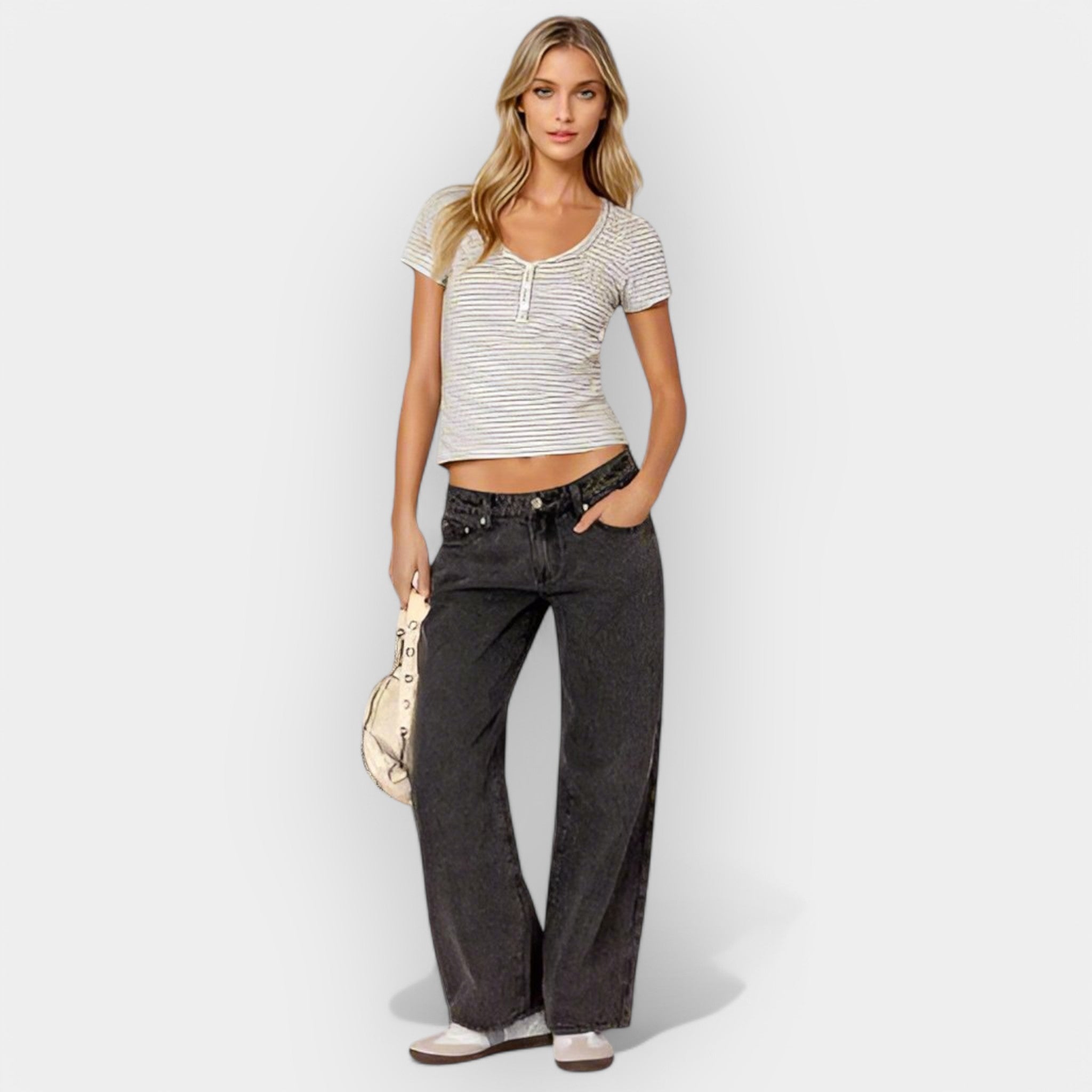 מכנסי ג'ינס נמוכים