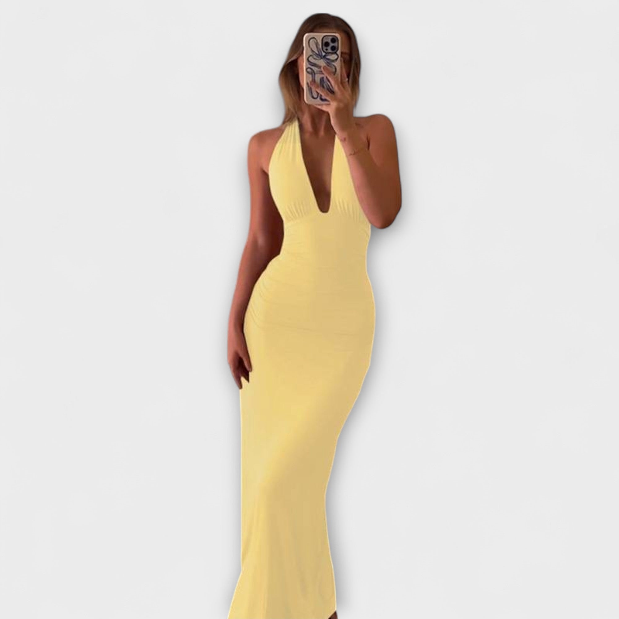 שמלת ערב מעוצבת עם גב חשוף וכתפיות