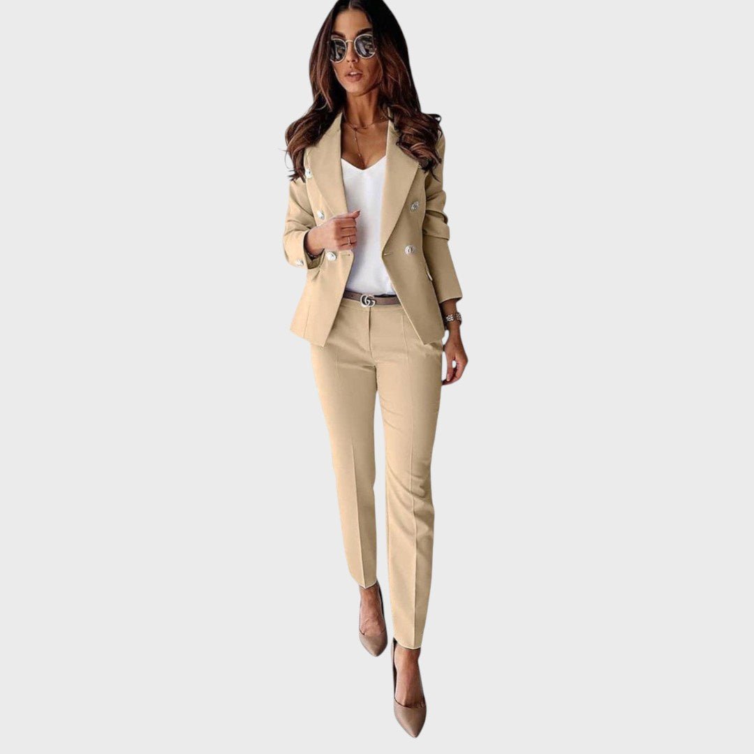 בוז'נה - חליפת נשים בעיצוב דו-שורות עם גזרה מחמיאה