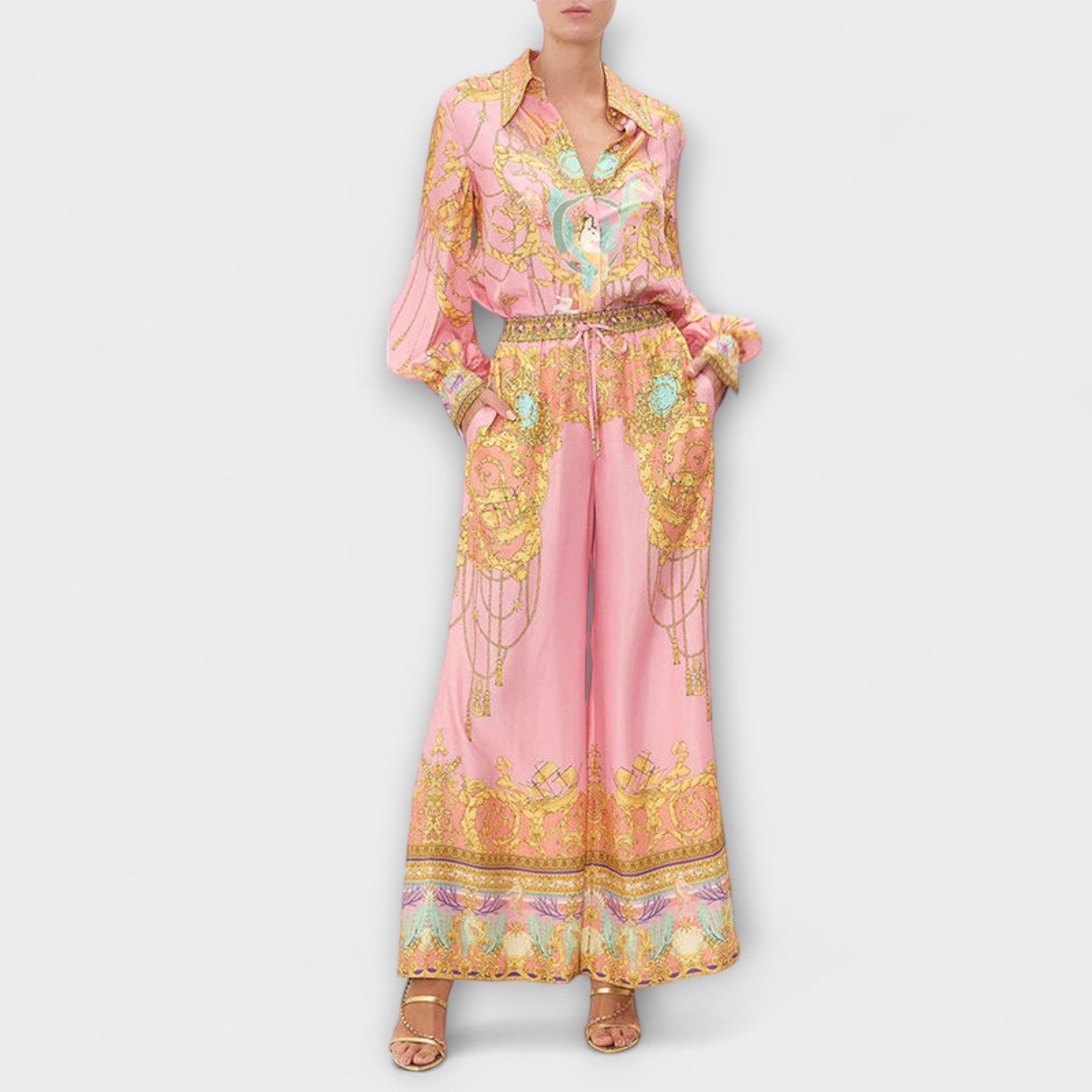 סאג' - חולצת מרלין relaxed ומכנסי מותן אלסטיים