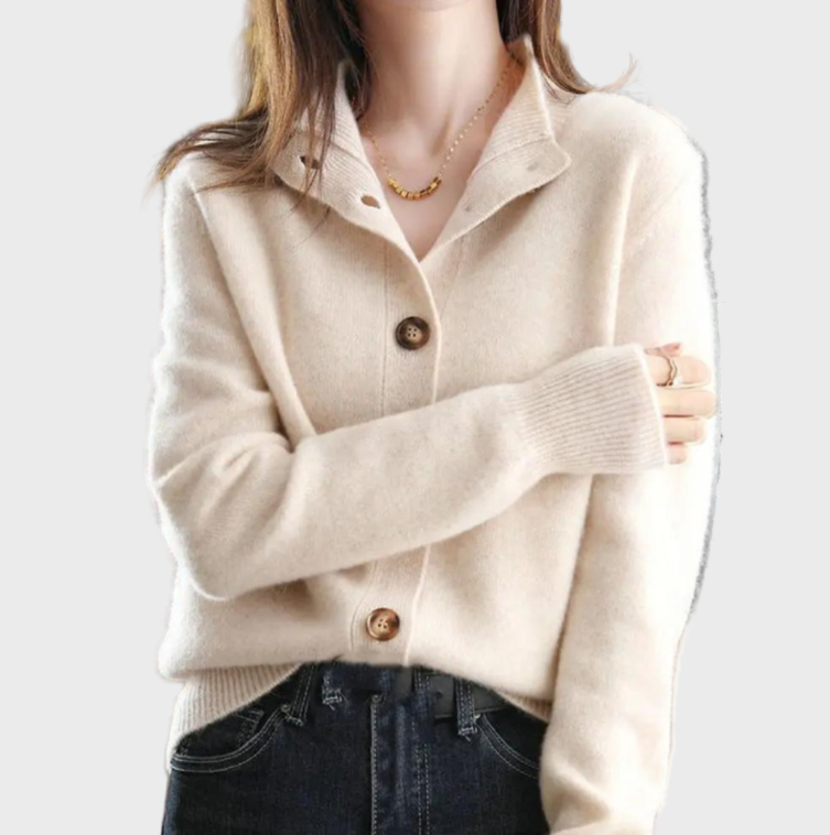 חולצת ג'קט מחויטה ונוחה