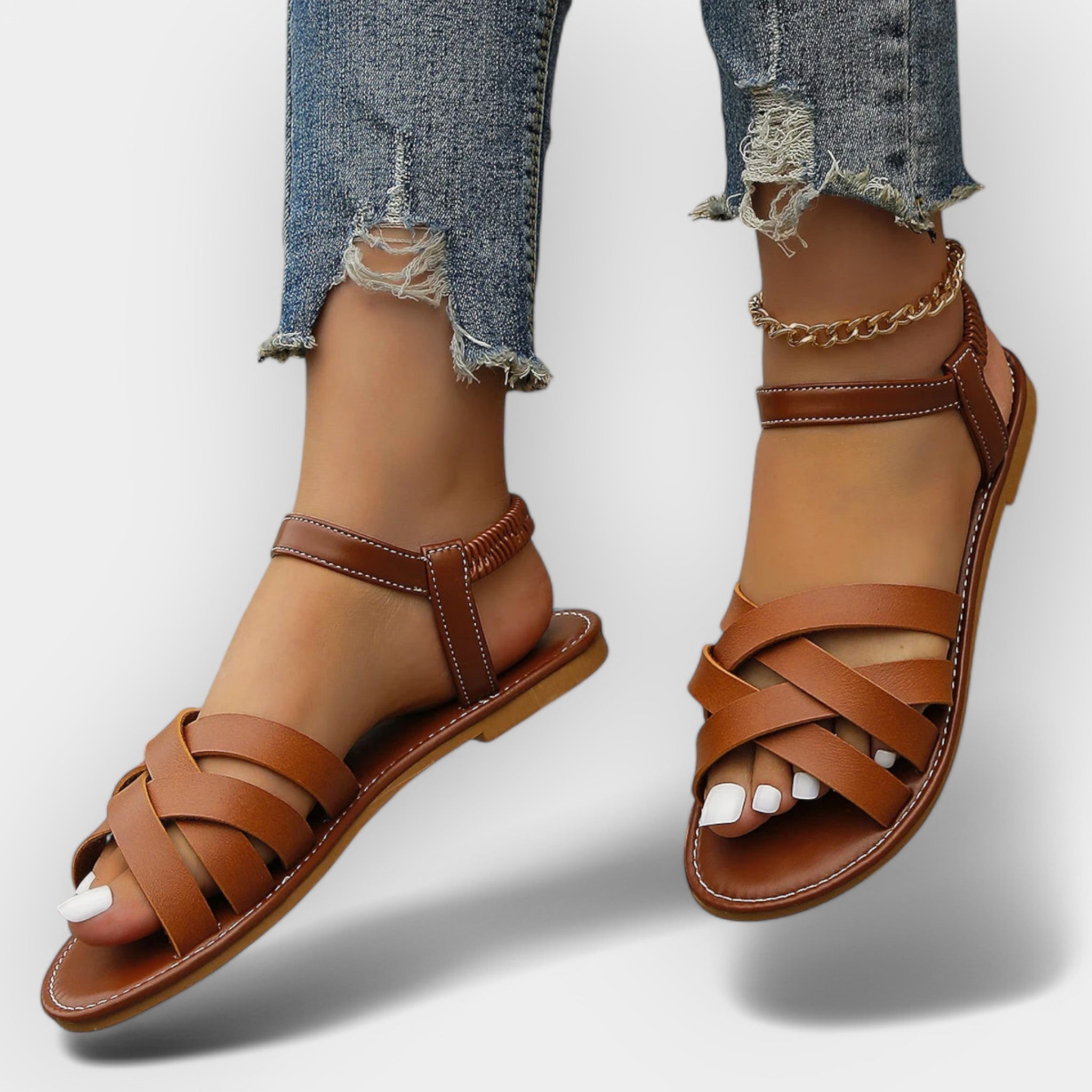 סנדלים בעבודת יד עם רצועות מתכווננות