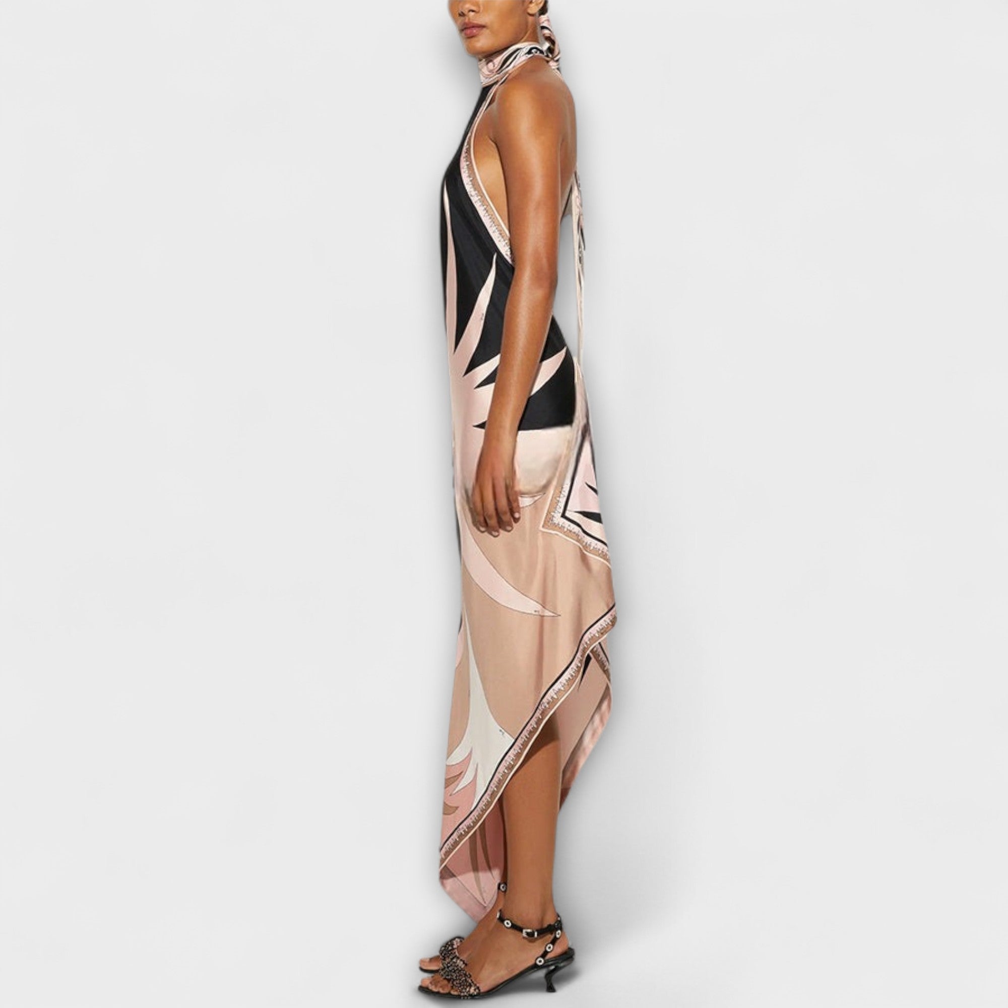 איבי - שמלת סטן ייחודית עם רצועות