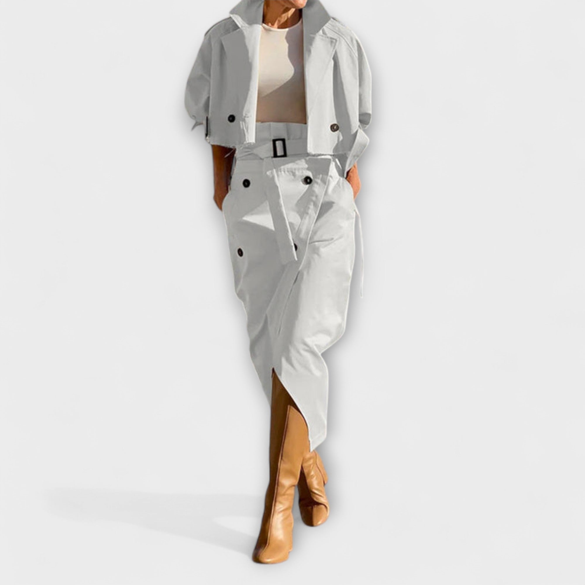 לירה - ג'קט אלגנטי עם חצאית מידי וכיסים