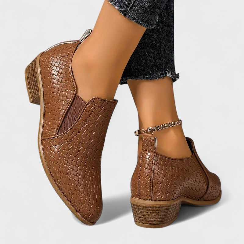 קטארינה – נעליים אלגנטיות בקז'ואל