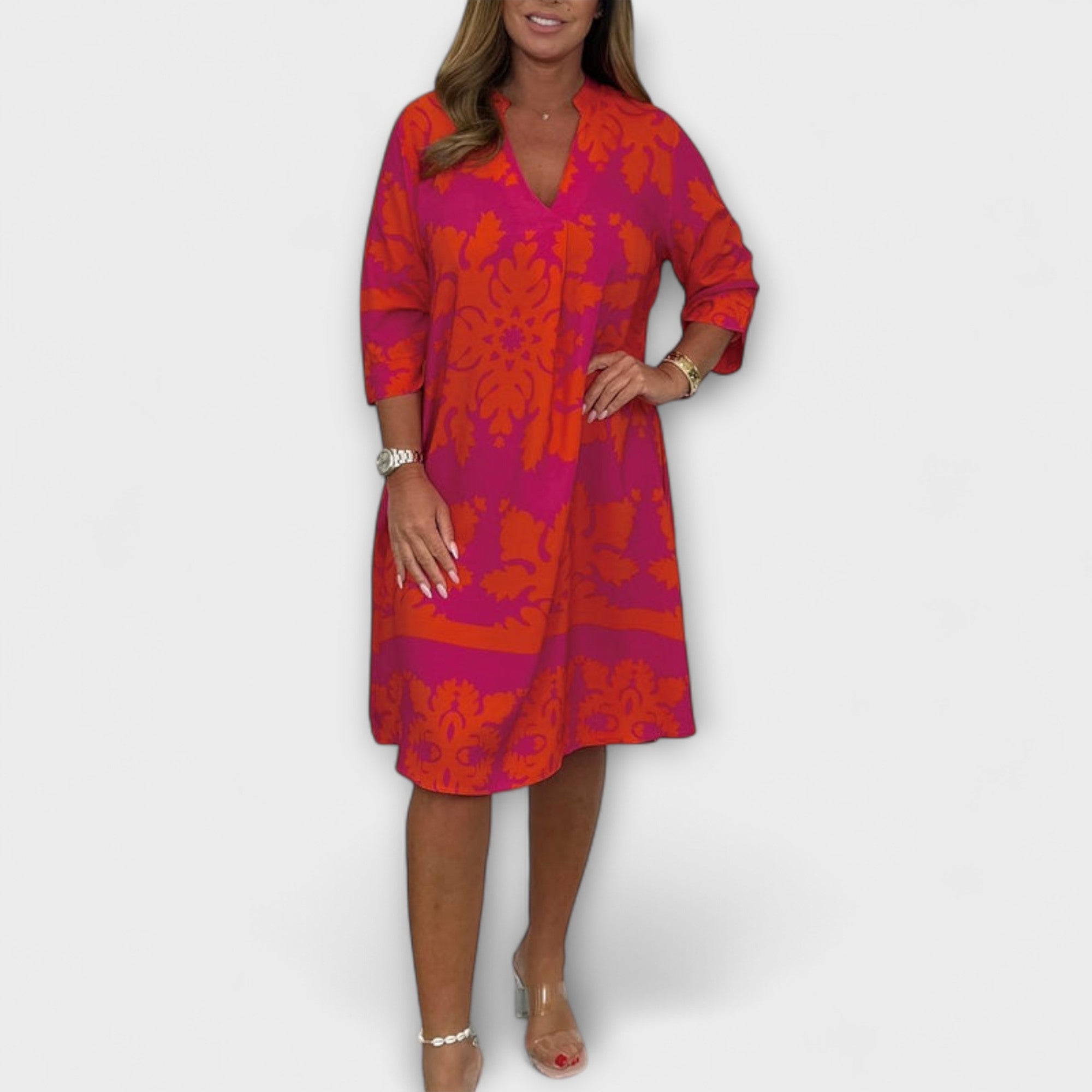 ונולה – שמלת אביב קלילה