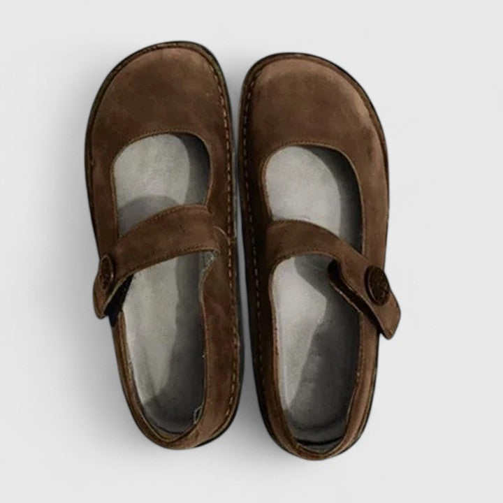 אוליביה - נעלי מרי ג'אן עם קסם