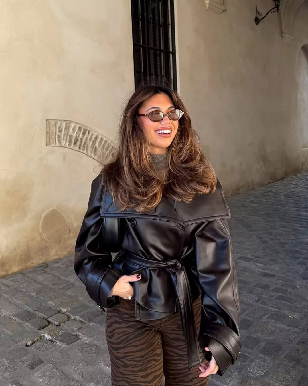 מעיל עור נינה