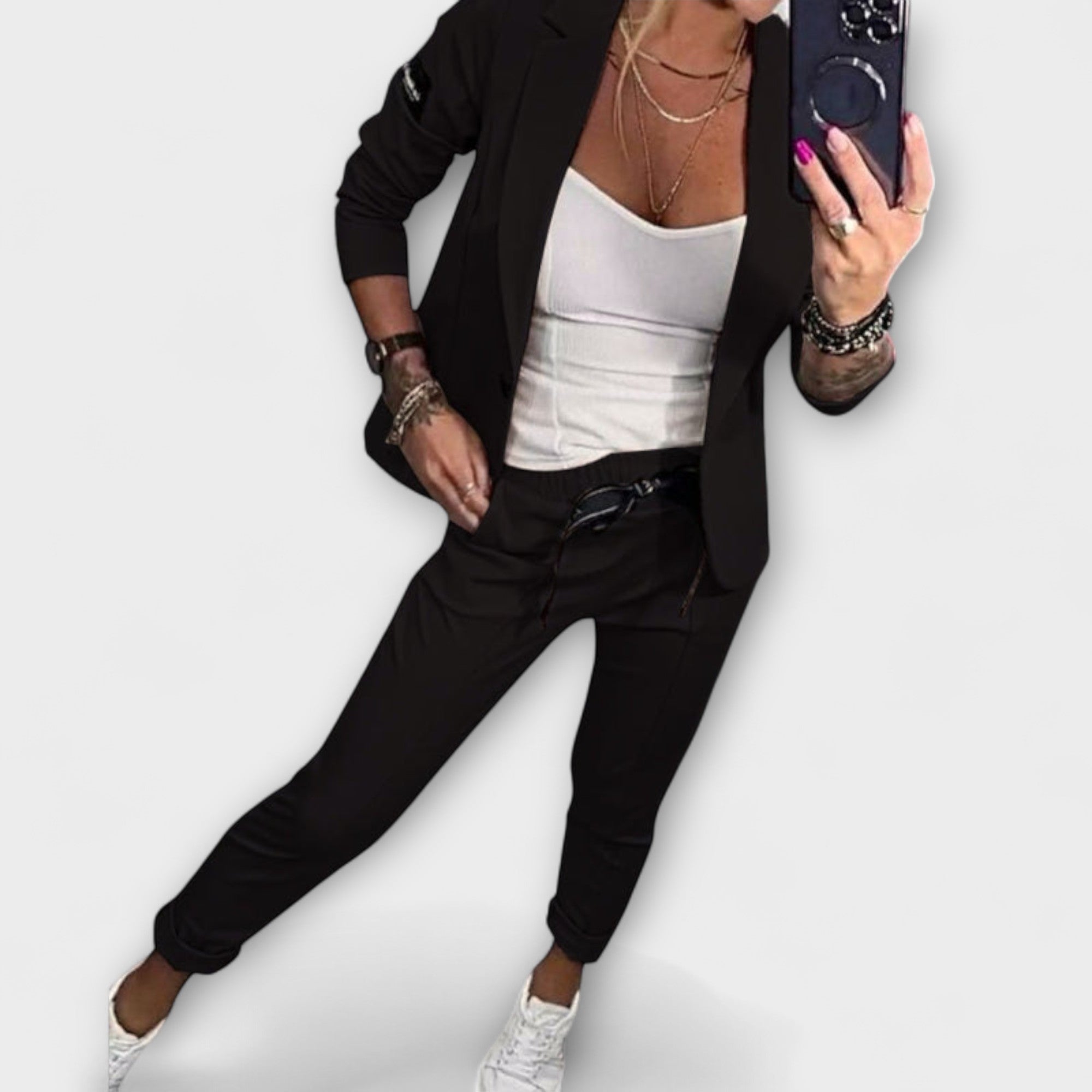 קטהרינה – סט מתואם של טופ, ג'קט ומכנסיים