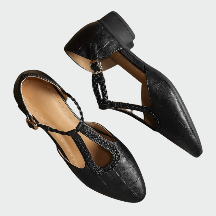 אוליביה - נעלי מרי ג'יין עם רצועת T מחודדת