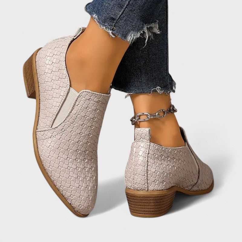 קטארינה – נעליים אלגנטיות בקז'ואל