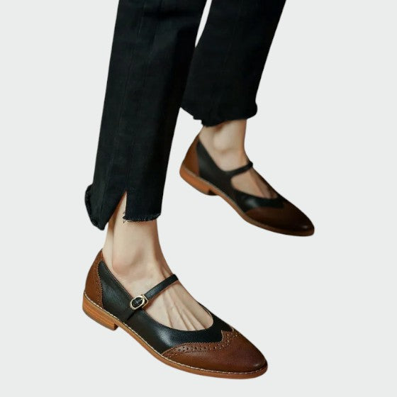 אוליביה - נעלי מרי ג'יין עם קסם וינטג'