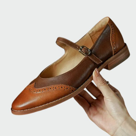 אוליביה - נעלי מרי ג'יין עם קסם וינטג'