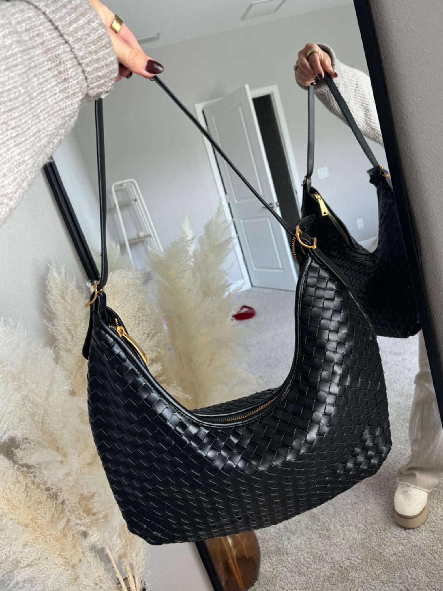 תיק Tote ארוג סקרלט